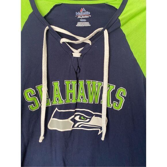 Seattle Seahawks women’s NFL majestic Lisa up top size medium - Picture 2 of 4